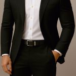 کمربند چرمی مردانه سگک نقره ای مدل Regal روی استایل مدل چرم پیری