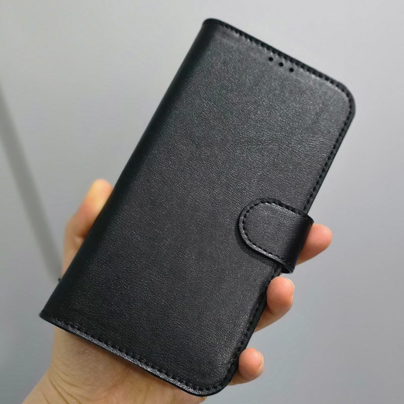 کیف کلاسوری گوشی آیفون 17 پرو مکس مجهز به مگ سیف کد چرم PL0 برند صنایع چرم پیری 2